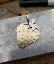 Load image into Gallery viewer, Strawberry Pet Tag