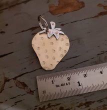 Load image into Gallery viewer, Strawberry Pet Tag
